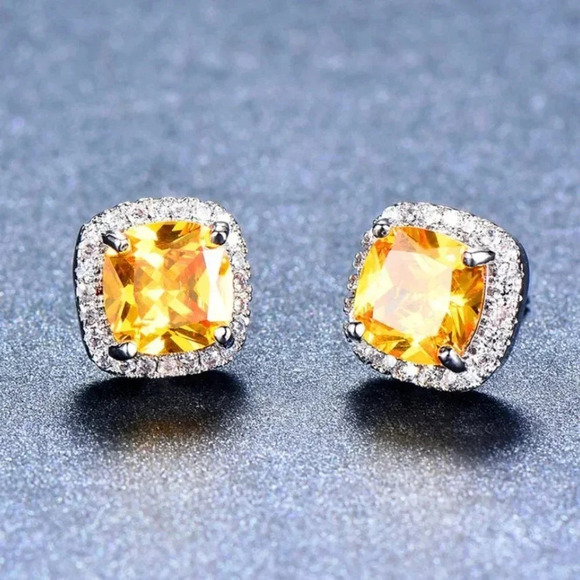 NEW 18k White Gold Citrine Diamond Halo Earrings - Picture 3 of 6